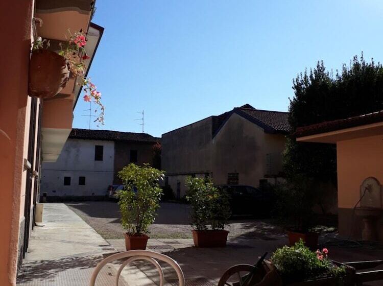 بنسيون La Corte Del Poeta