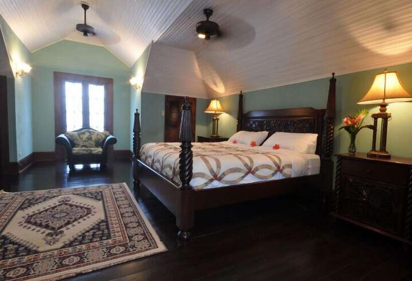 אתר נופש Toucan Suite @ Mahogany Hall