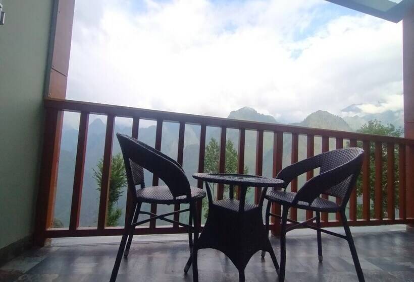 فندق Satopanth The Auli Resort