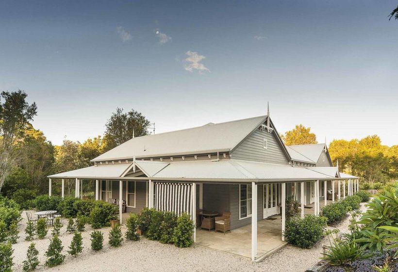 تختخواب و صبحانه Abelia House