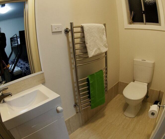 Общежитие Amber Lodge Mt Buller