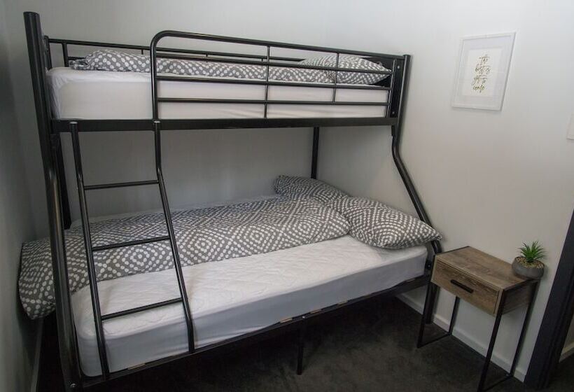 Общежитие Amber Lodge Mt Buller