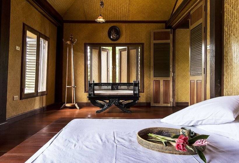 Baan Kaew Mongkorn