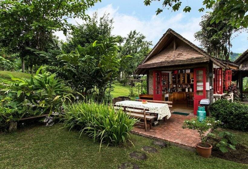 Baan Kaew Mongkorn