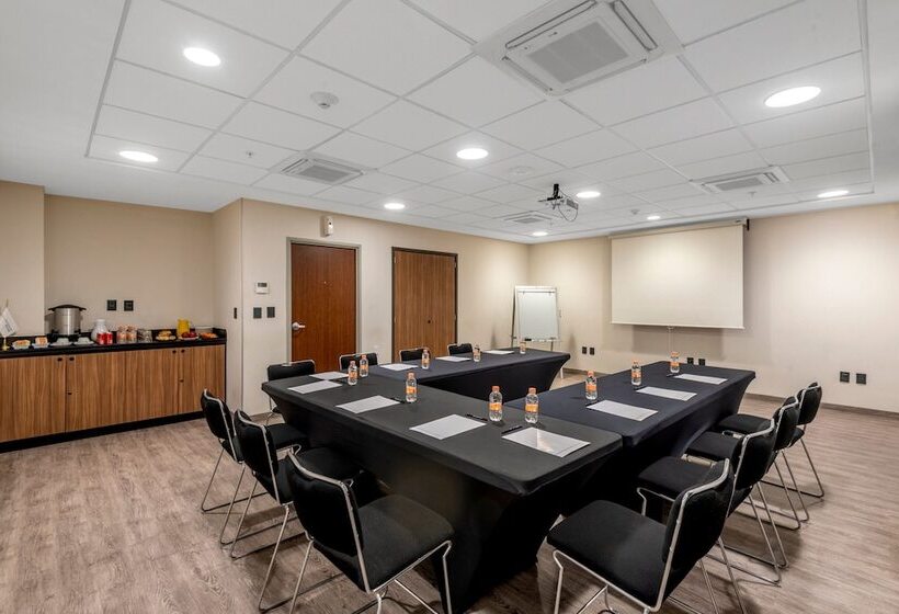 Otel City Express Plus By Marriott Guadalajara Palomar