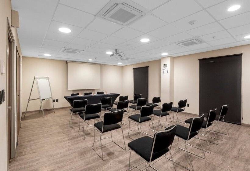 Otel City Express Plus By Marriott Guadalajara Palomar