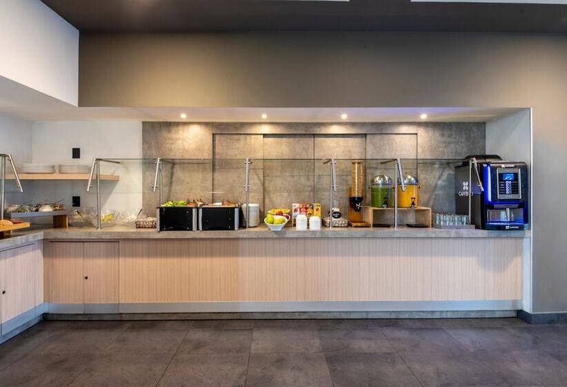 Otel City Express Plus By Marriott Guadalajara Palomar