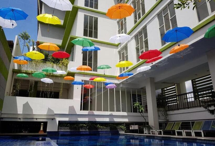 فندق Fortunagrande Seturan Yogyakarta