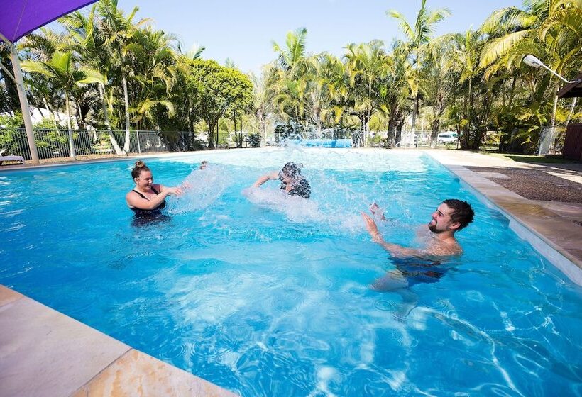 בית מלון כפרי Kirra Beach Tourist Park