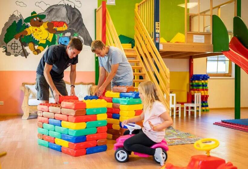 فندق Landal Hochmontafon