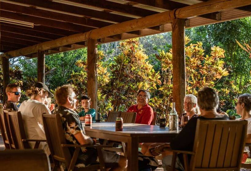 هتل Litchfield Tourist Park