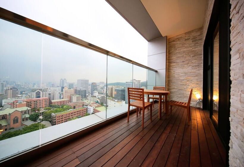 Solaria Nishitetsu Hotel Seoul Myeongdong