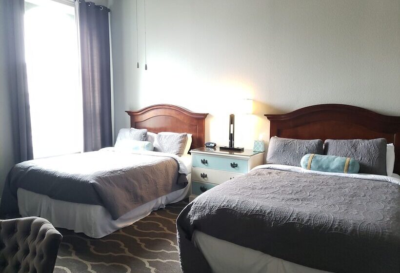 Отель The Dilworth Inn