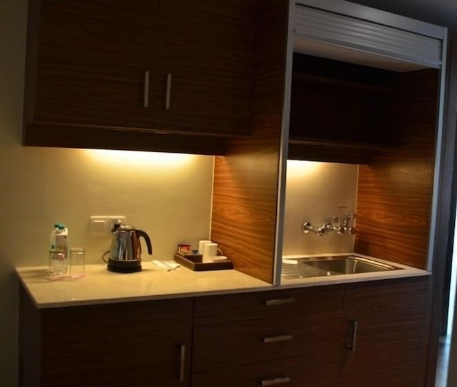 فندق The Lalit Traveller Jaipur