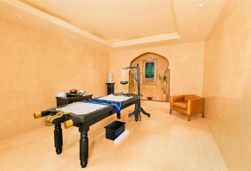 فندق The Lalit Traveller Jaipur