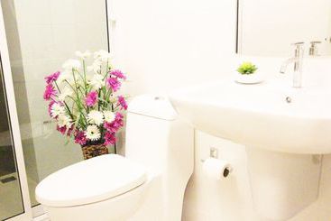 هتل The Trust Pool And Garden Hua Hin