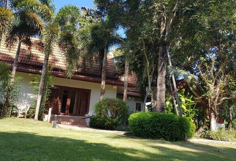 Ruen Ariya Resort