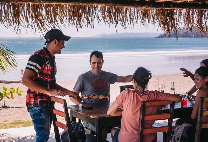 ユースホステル Beach Break Hotel & Surf Camp De Playa Venao