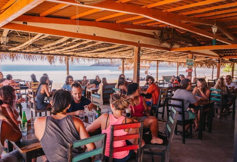 ユースホステル Beach Break Hotel & Surf Camp De Playa Venao