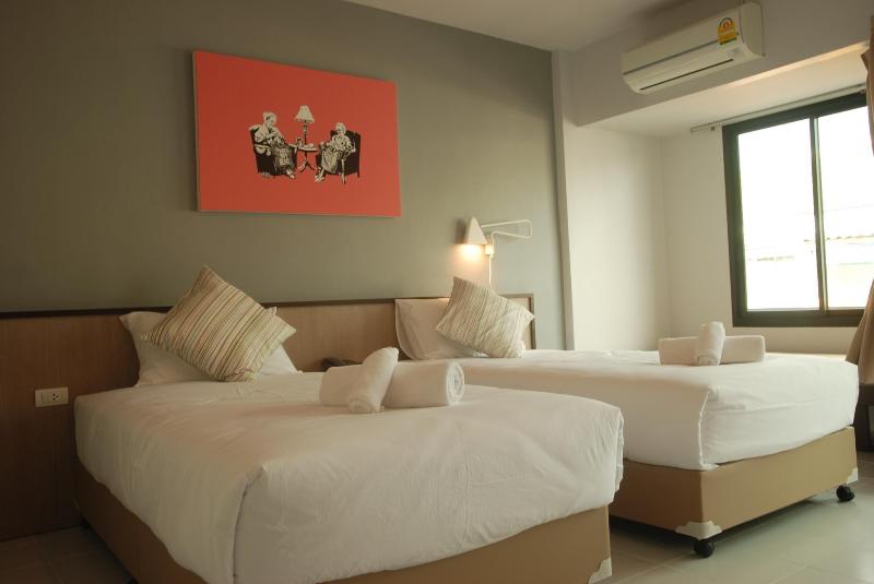 هتل Chalong Sea Breeze