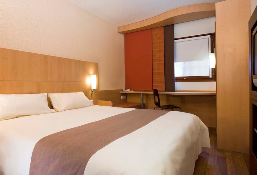 فندق Hôtel Ibis Cambrai