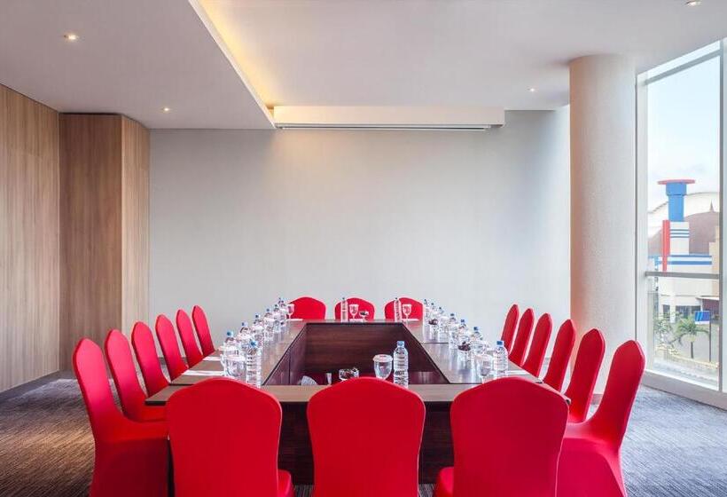 هتل Ibis Manado City Center Boulevard