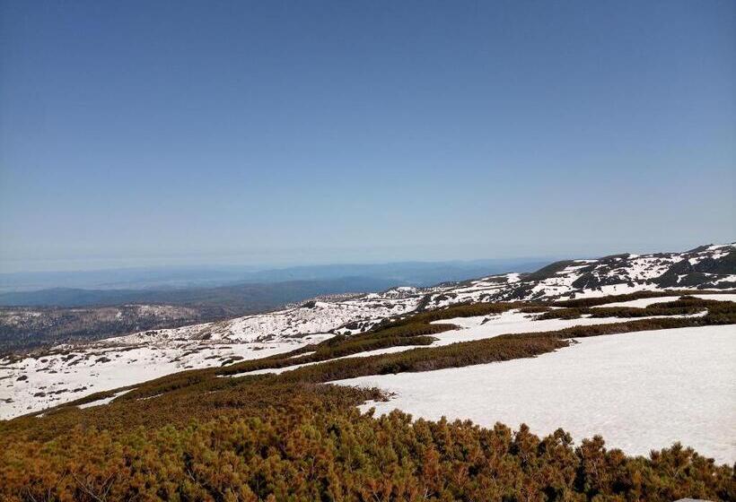 فندق K S House Hokkaido  Asahidake Onsen Hostel