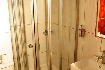 Fotos del hotel Lara Atalla:  4
