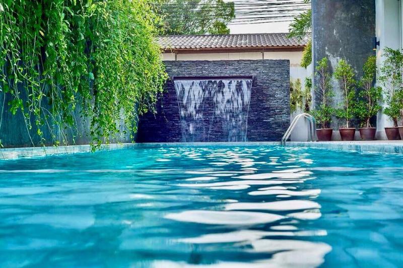 Lemonade Phuket Hotel  Sha Plus