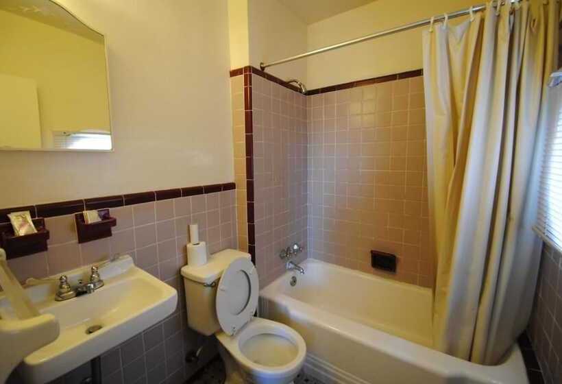 汽车旅馆  Lee High Inn