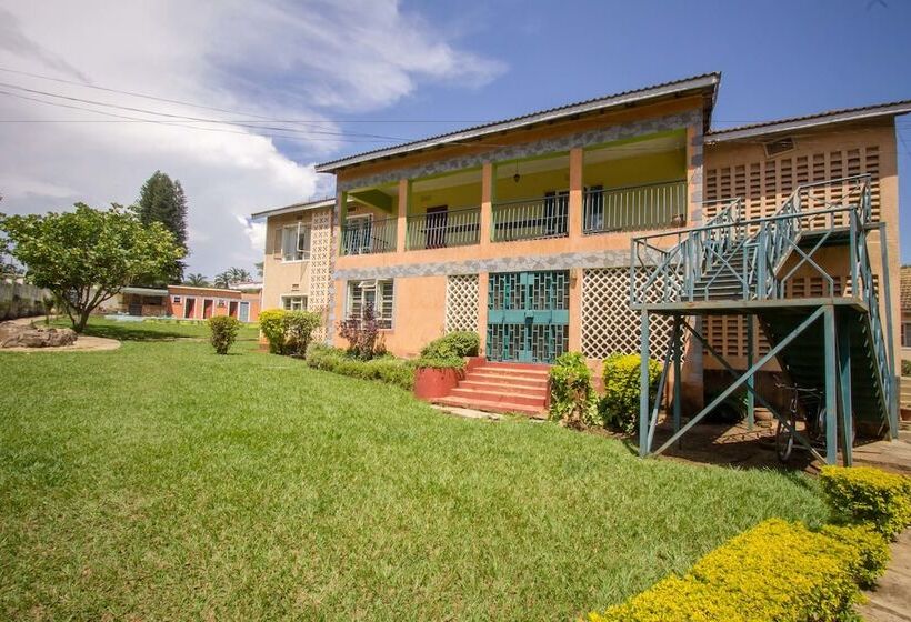 Parkview Safari Hotel And Apartments