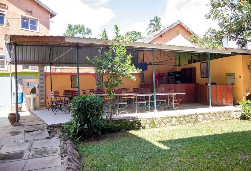 Parkview Safari Hotel And Apartments