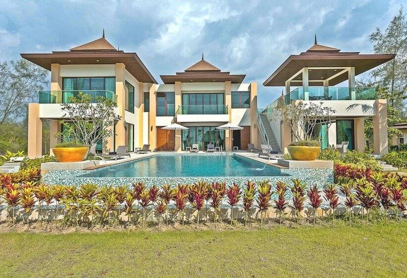 استراحتگاه Ataman Luxury Villas