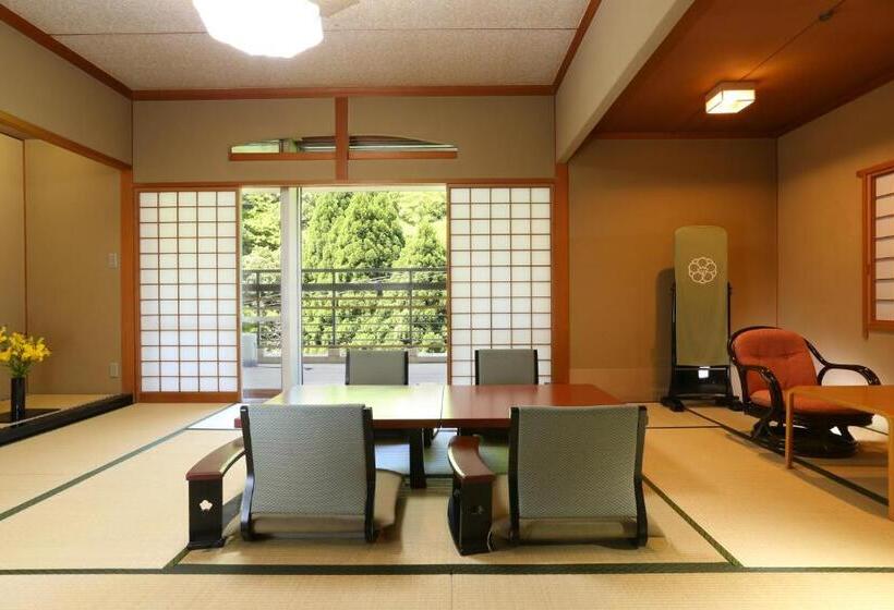 ريوكان Oku Yugawara Sansuirou