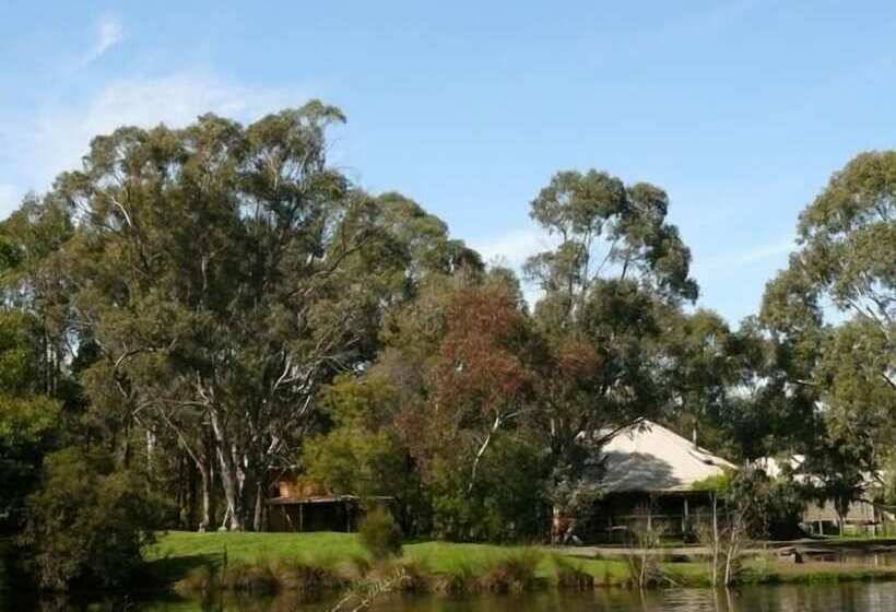 The Burrow At Wombat Bend