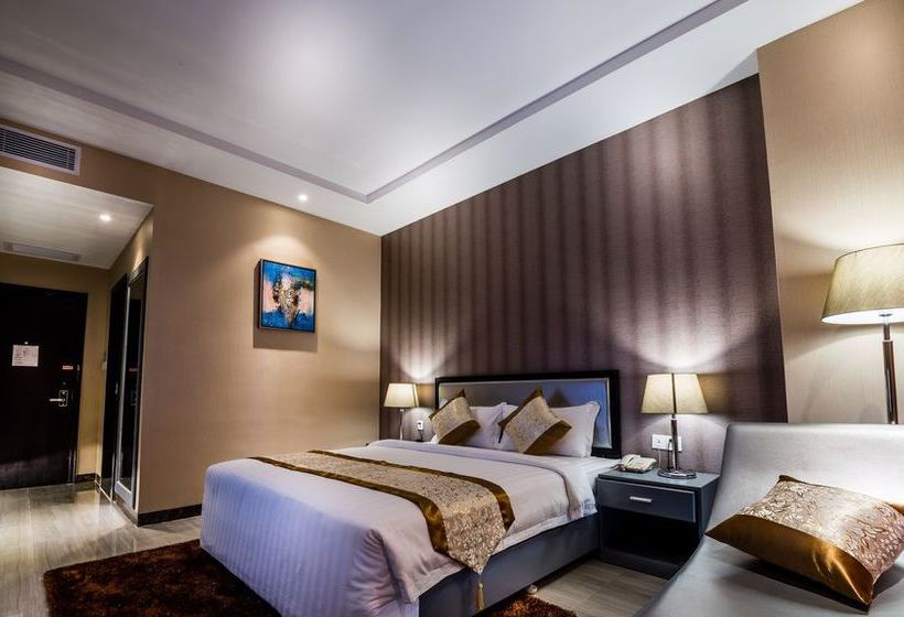 The Litz Hotel & Suites