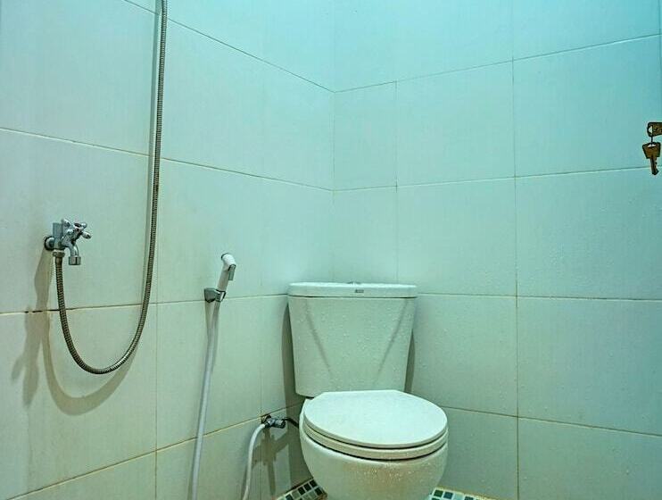 فندق Oyo 90979 Ryfana Residence Syariah