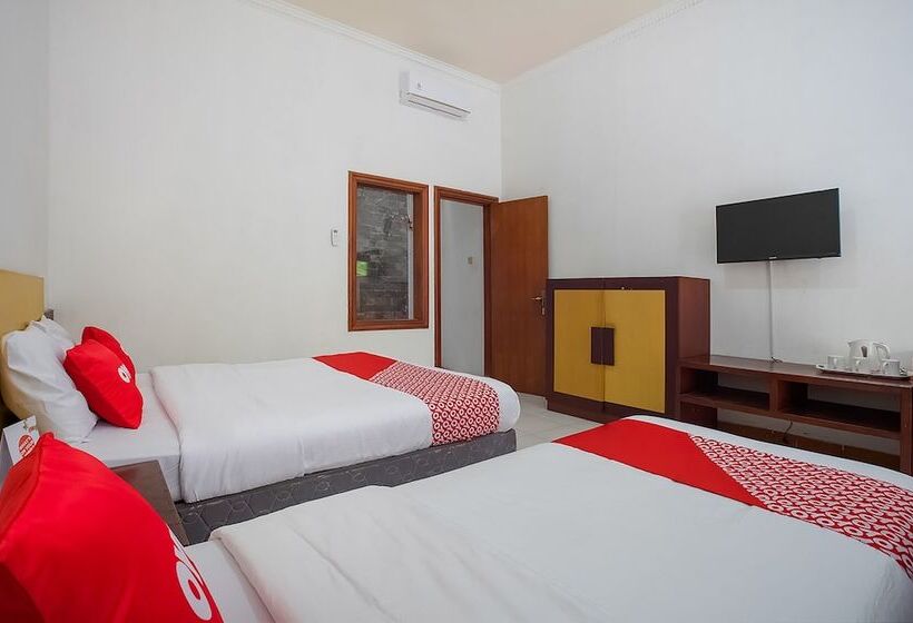 فندق Oyo 90979 Ryfana Residence Syariah