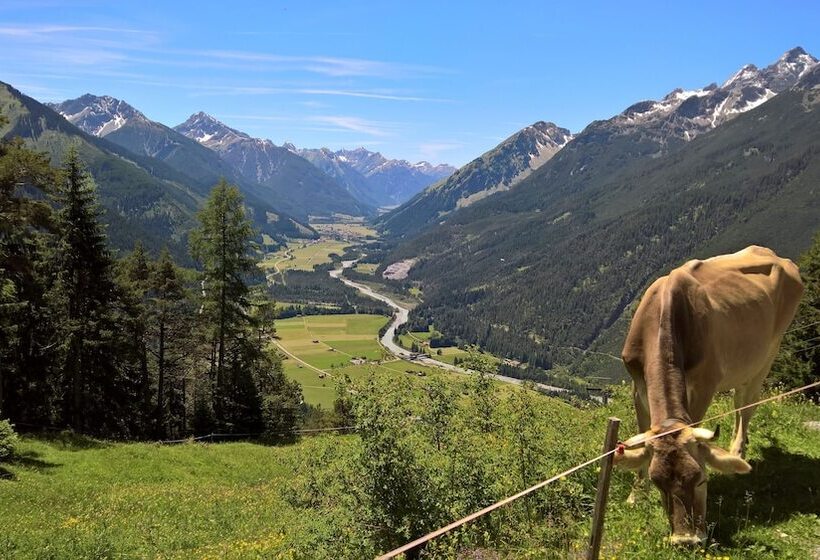 Maximilian Appartements