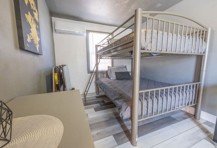 بنسيون The Nest Apt A