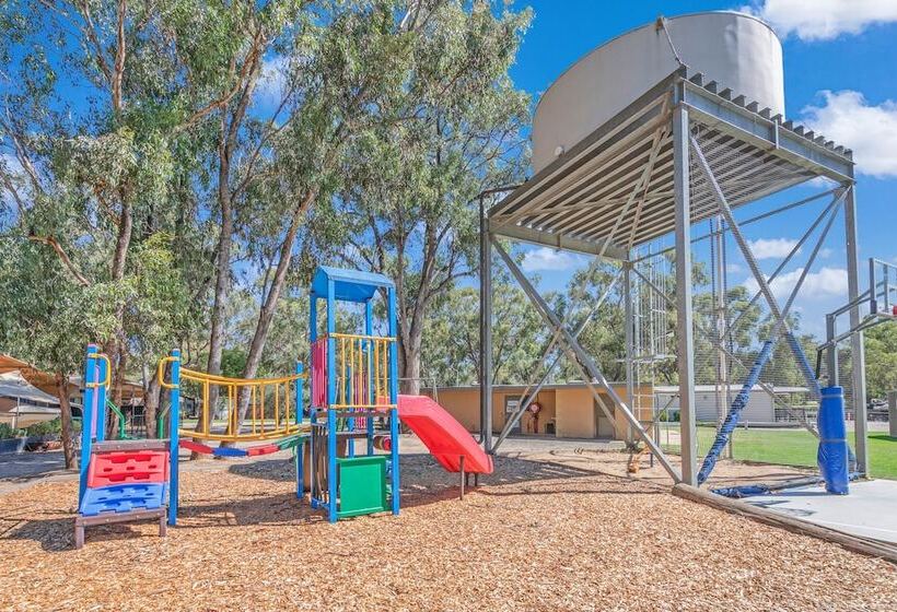 Курорт Torrumbarry Weir Holiday Park