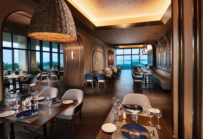 ホテル Hilton Okinawa Miyako Island Resort