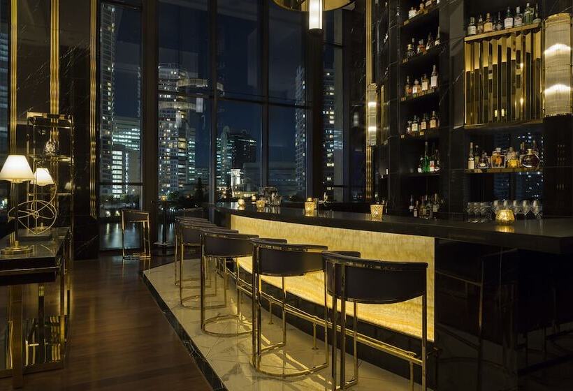 בית מלון כפרי Hilton Yokohama