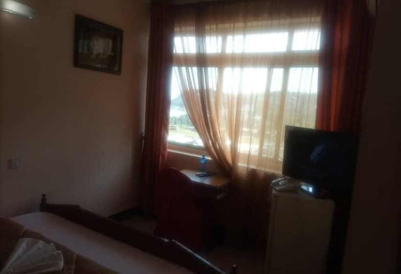 בית מלון כפרי Holmand