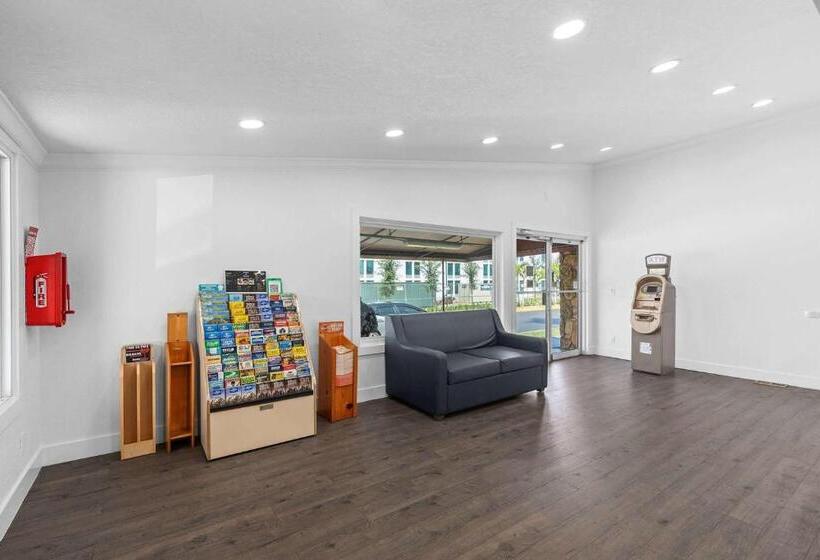 Отель Travelodge By Wyndham Kissimmee/orlando