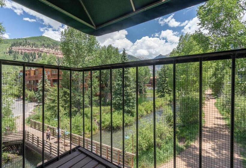 Manitou Lodge 5 Hotel Room By Alpine Lodging Telluride