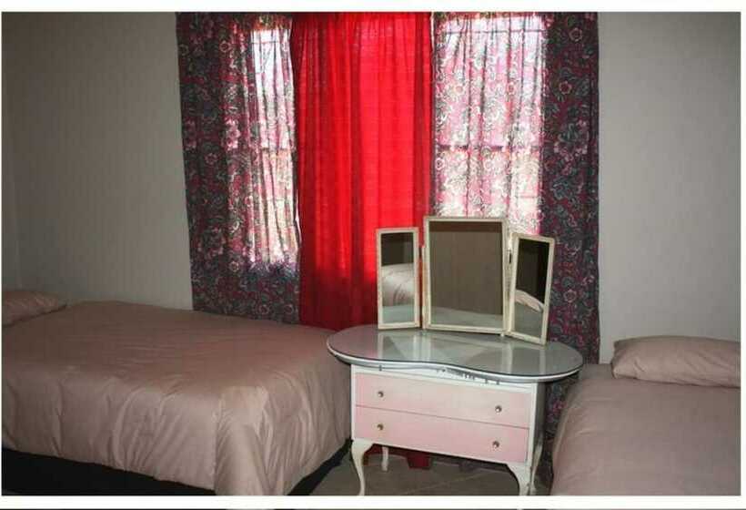 بنسيون Room In Guest Room   Cosy Farmhouse For 4 Persons