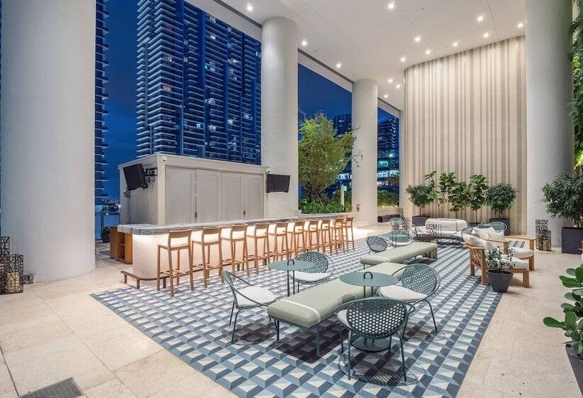Suites At Sls Lux Brickell Managed By Ce