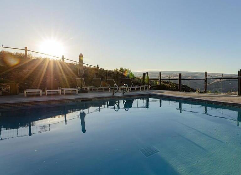 فندق Sagecliffe Resort & Spa