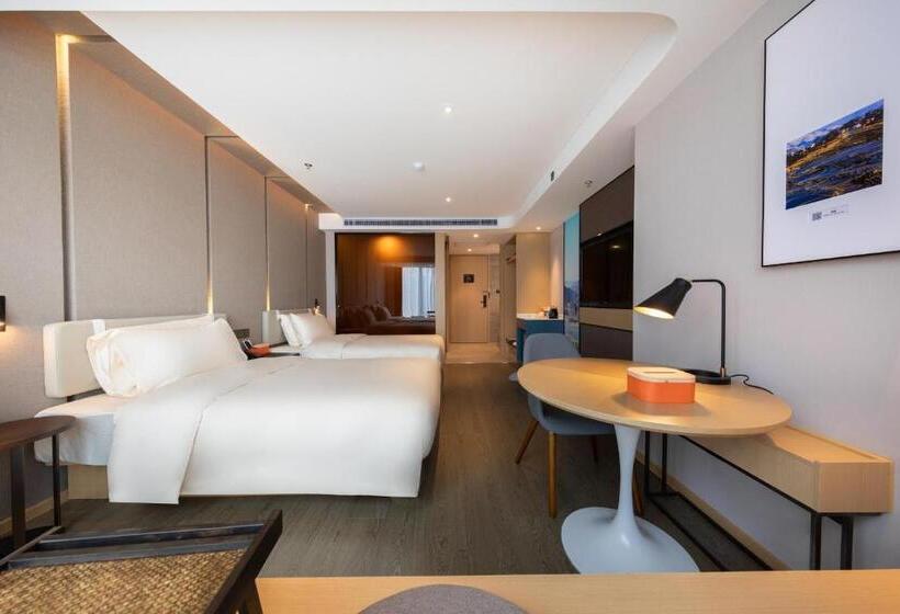 Atour Hotel Kunming Hi Tech Wuyue Plaza